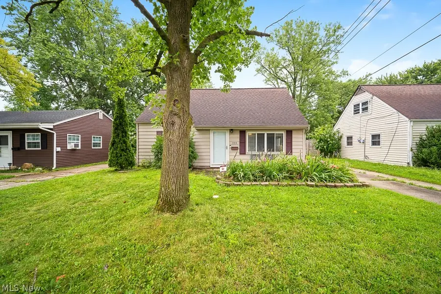 633 Vermont Drive, Lorain, OH 44052 - #3