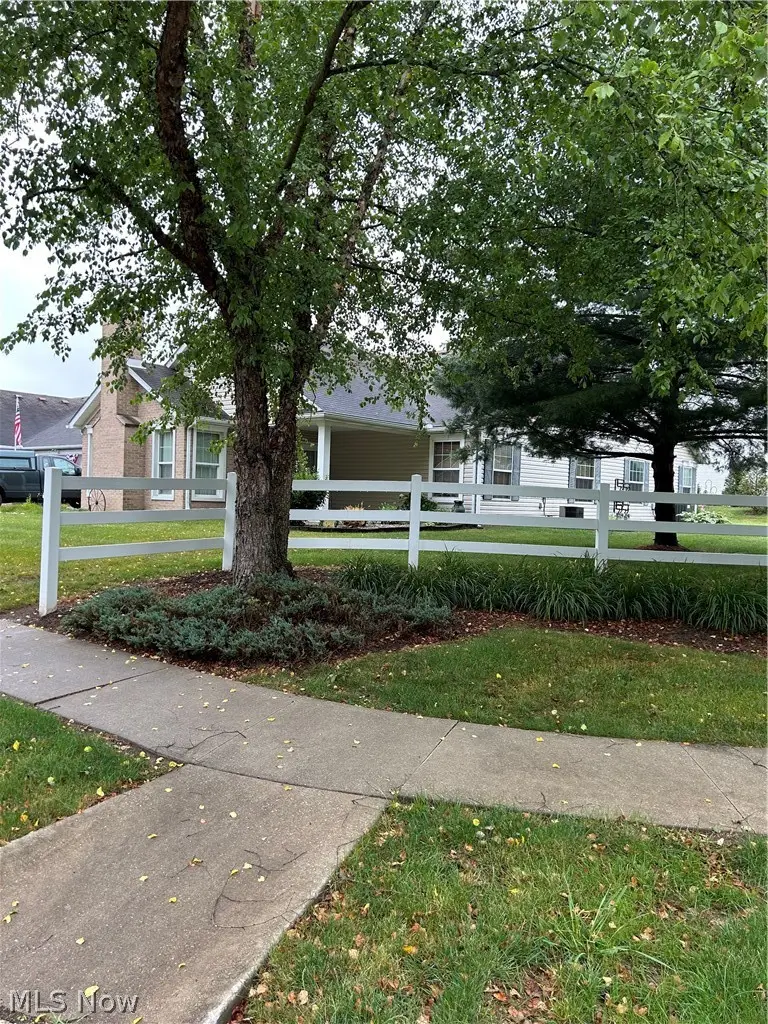 1313 Wynridge Avenue, Louisville, OH 44641 - #3