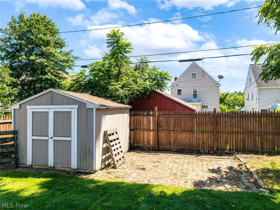 420 Cypress Avenue, Akron, OH 44301 - #3