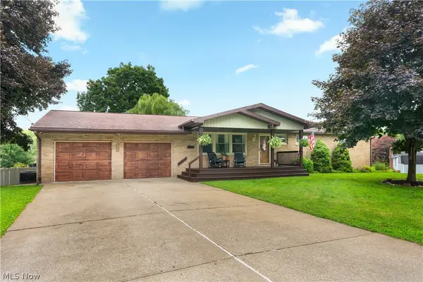 1516 Gulling Avenue, Louisville, OH 44641