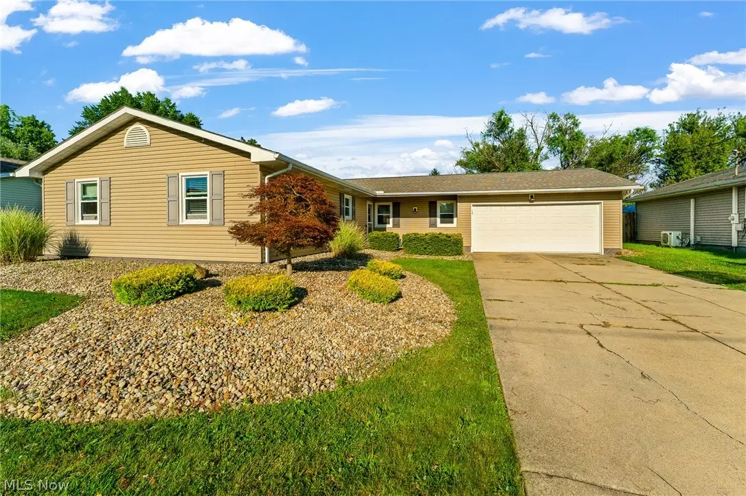 5566 Madrid Drive, Austintown, OH 44515 - #1