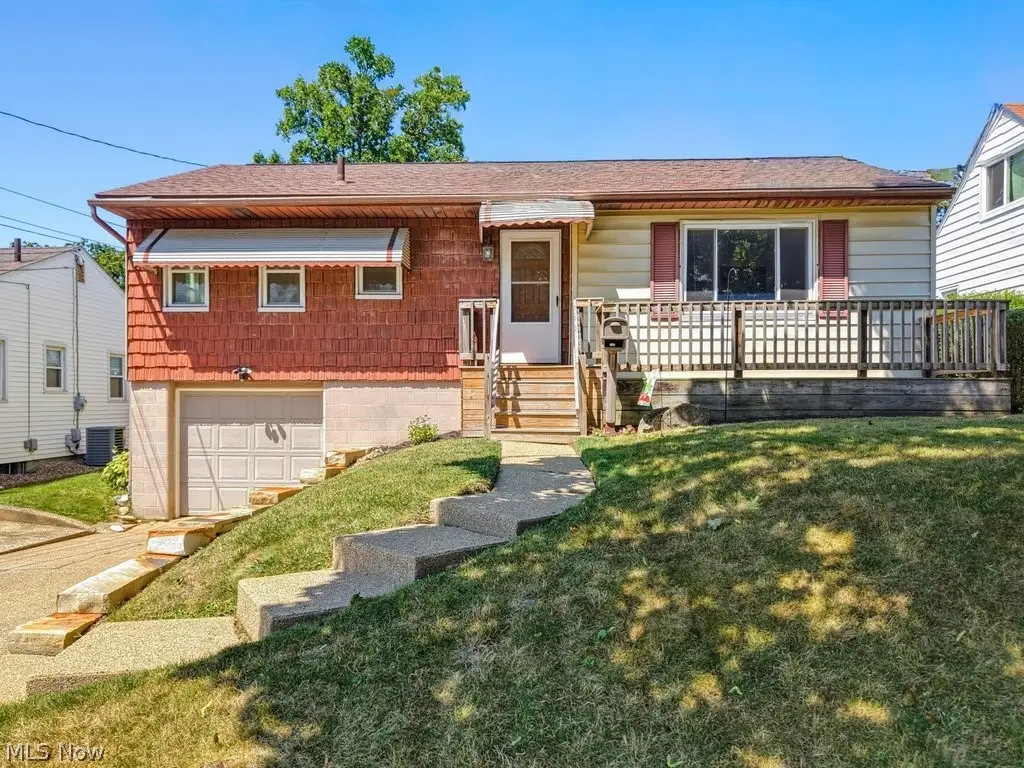 1215 Lincoln Avenue, Cuyahoga Falls, OH 44223 - #1