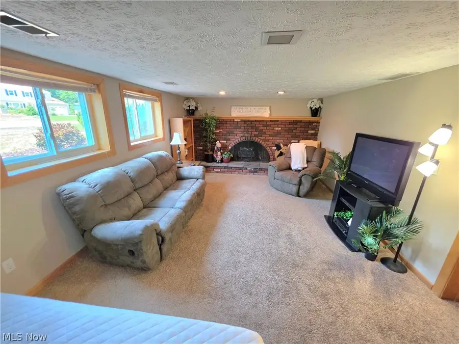 7095 Hoover Drive, Mentor, OH 44060 - #3