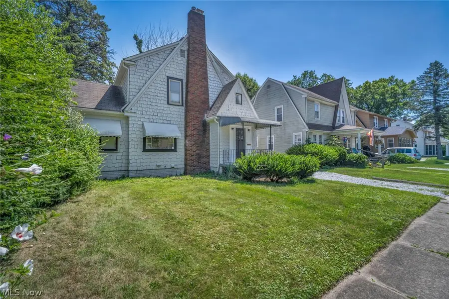 881 Valdes Avenue, Akron, OH 44320 - #2