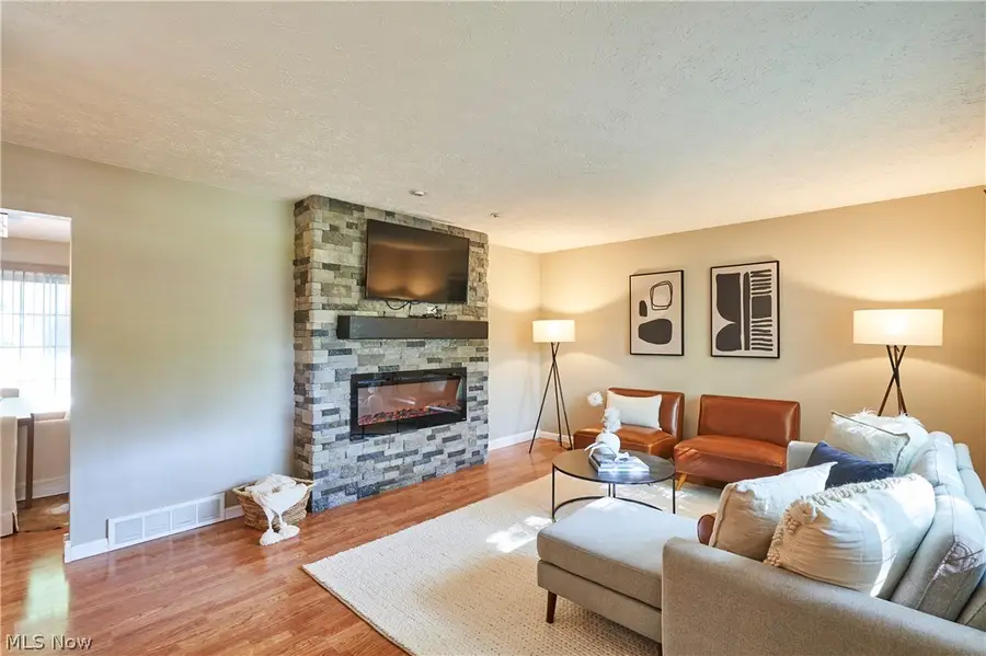 2808 Lynne Road, Green, OH 44312 - #3