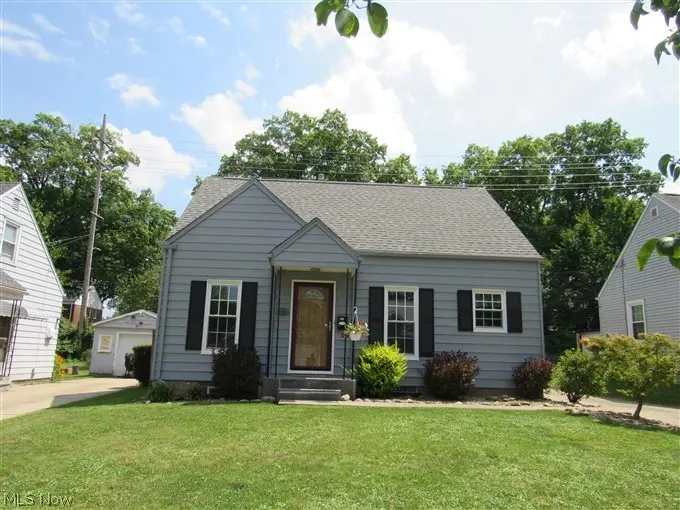 2461 23rd Street, Cuyahoga Falls, OH 44223 - #1