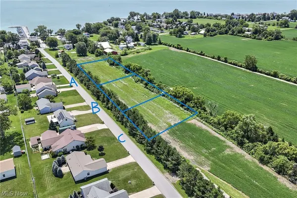 1880 S Danielle Drive, Lakeside Marblehead, OH 43440