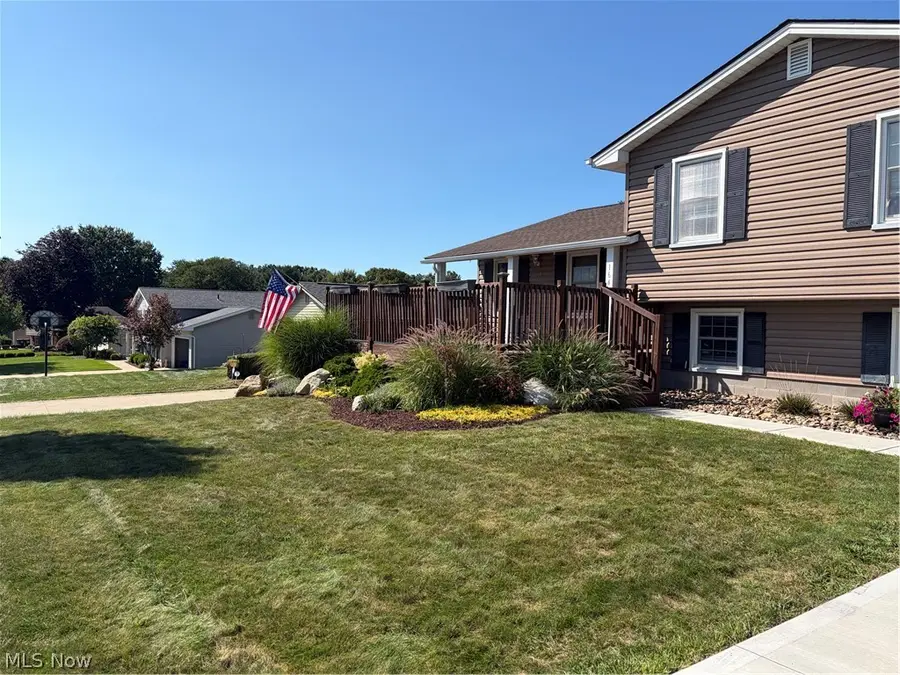 164 Runnemede Drive, Youngstown, OH 44512 - #3