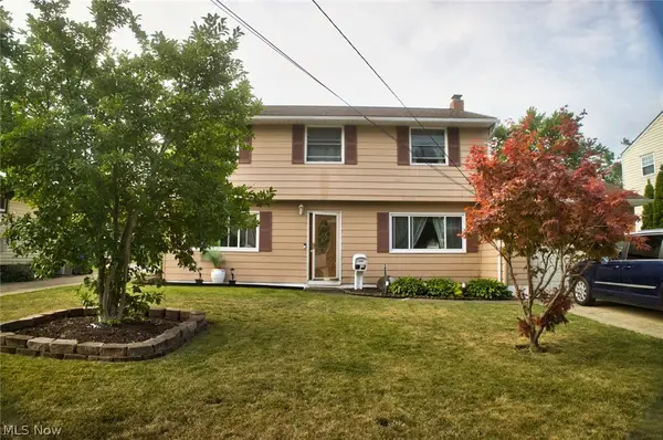 14065 Heatherwood Drive, Brook Park, OH 44142