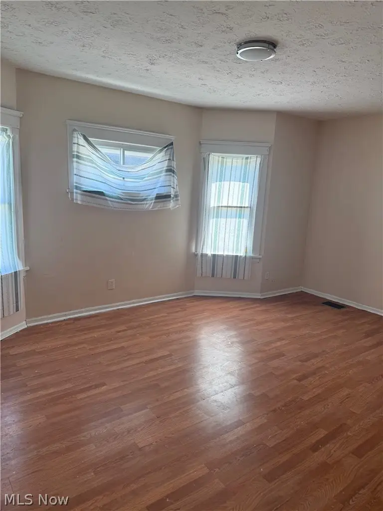 3408 Riverside Avenue, Cleveland, OH 44109 - #3