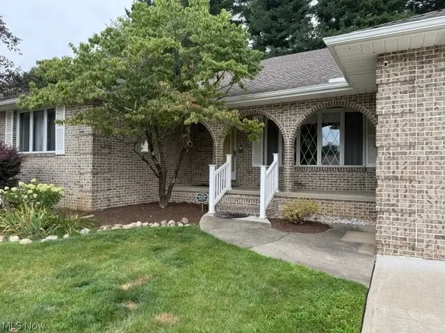 3986 April Drive, Uniontown, OH 44685 - #2