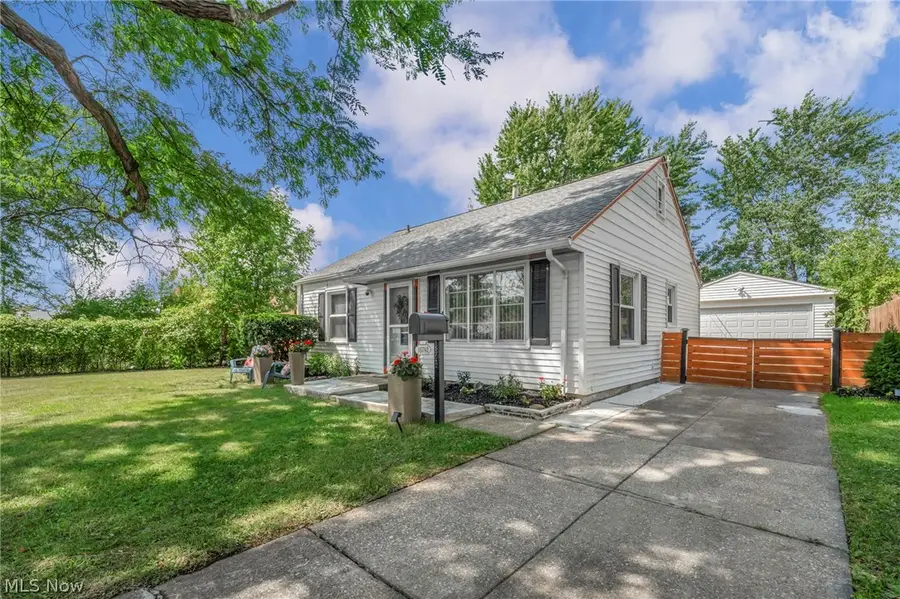 15742 Leigh Ellen Avenue, Cleveland, OH 44135 - #3