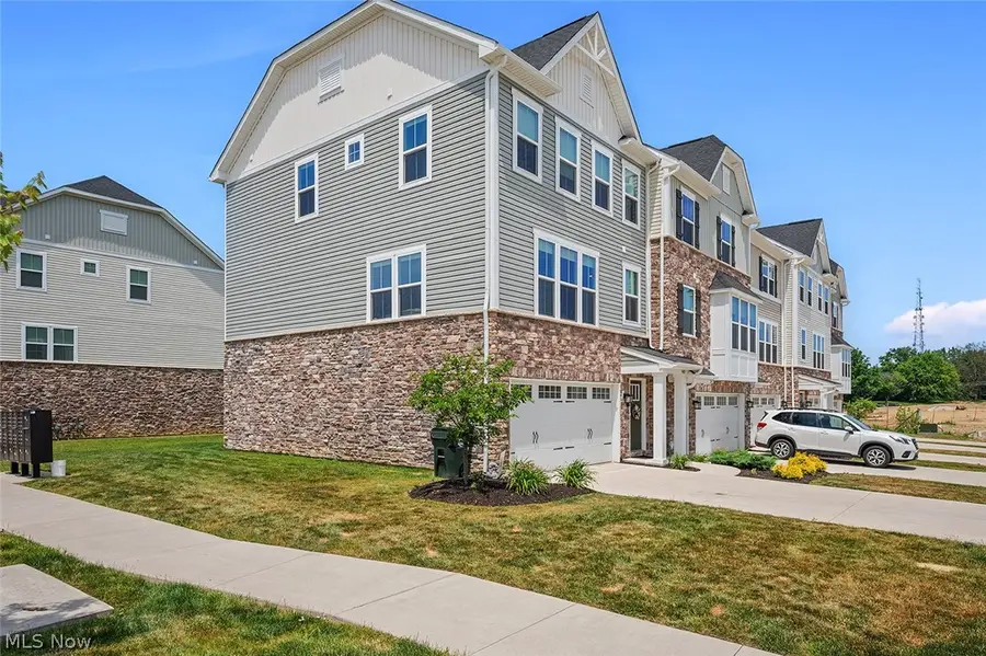 3419 Links Drive, Fairlawn, OH 44333 - #3
