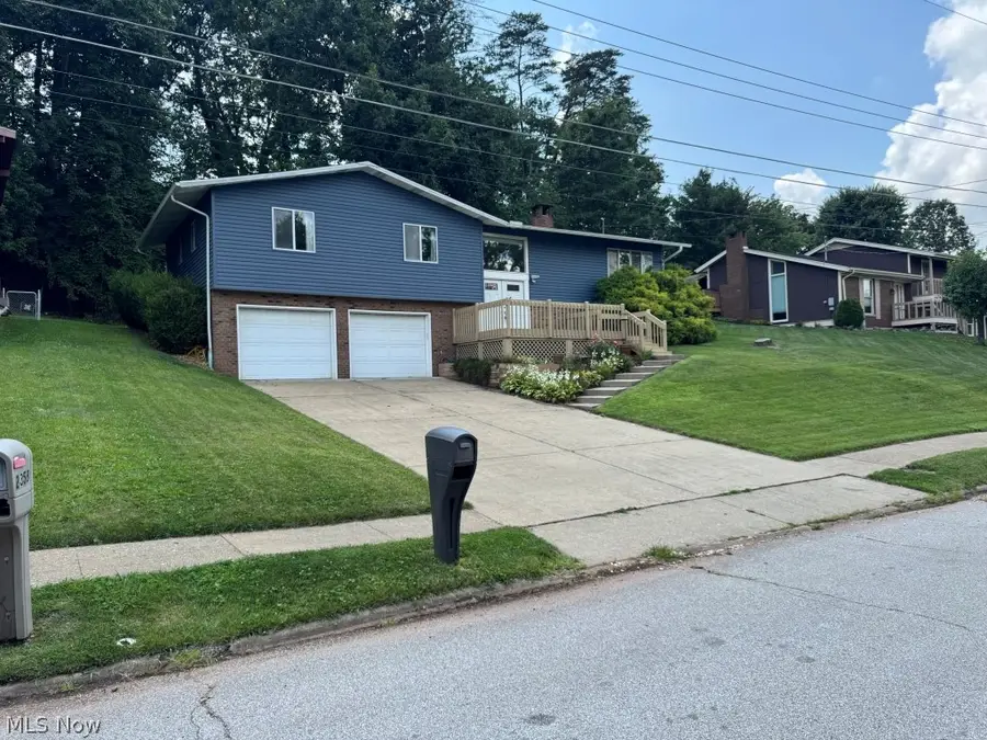 2354 27th Avenue, Parkersburg, WV 26101 - #2