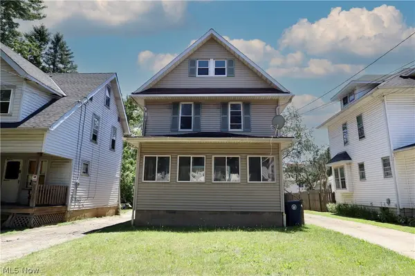 44 E Brookside Avenue, Akron, OH 44301