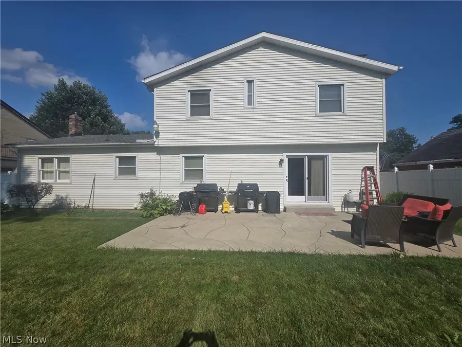 909 NE Willard Ne Avenue, Warren, OH 44483 - #2