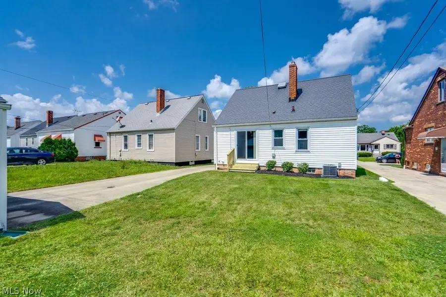 5411 Forest Avenue, Parma, OH 44129 - #3