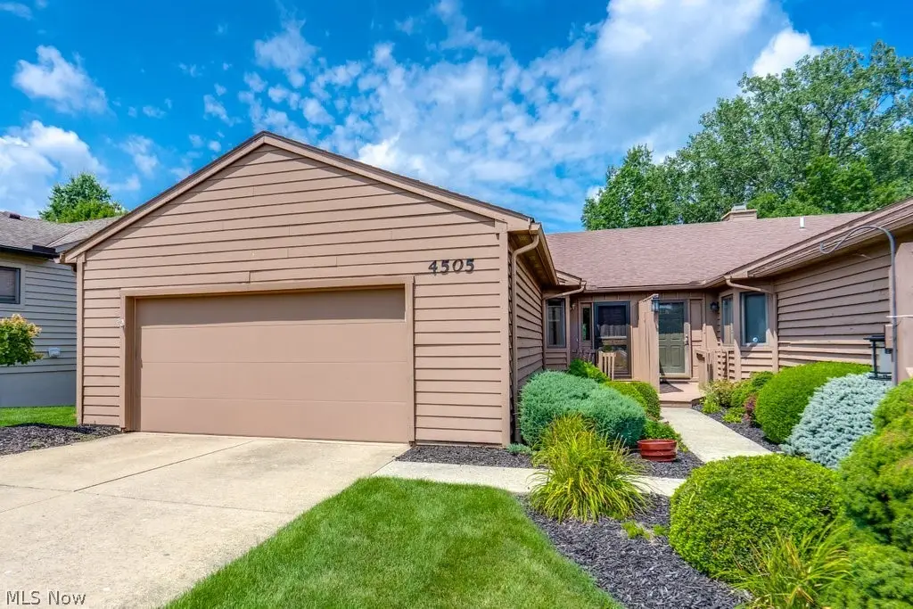 4505 Oakhill Boulevard, Lorain, OH 44053 - #1