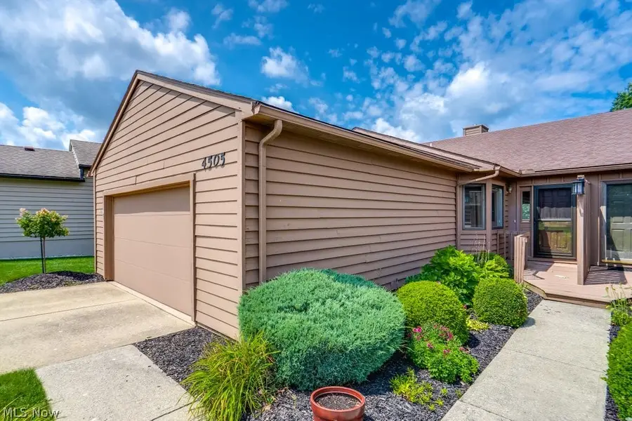 4505 Oakhill Boulevard, Lorain, OH 44053 - #3