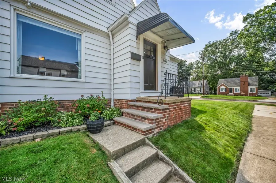 3945 W 210th Street, Fairview Park, OH 44126 - #3