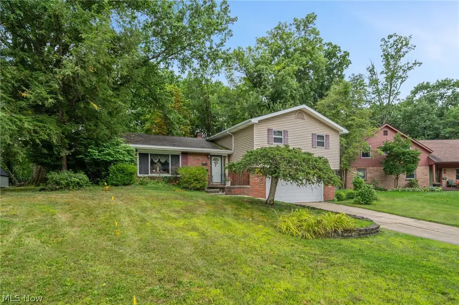 1590 Newcastle Circle, Akron, OH 44313 - #3