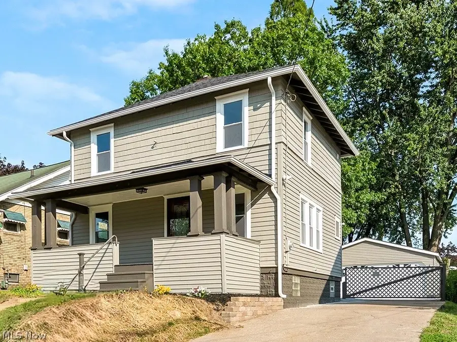 677 Eastland Avenue, Akron, OH 44305 - #2