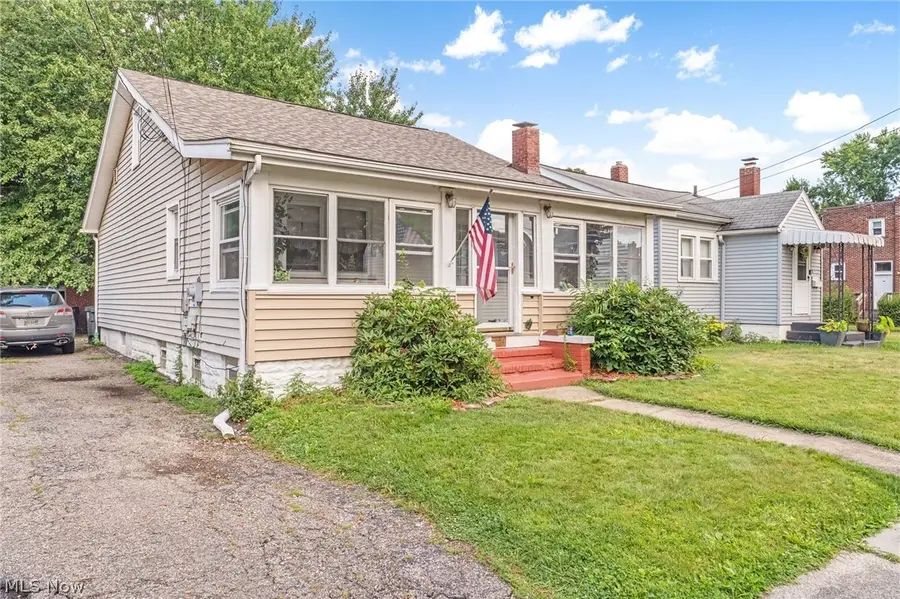 1228 Beardsley Street, Akron, OH 44301 - #2