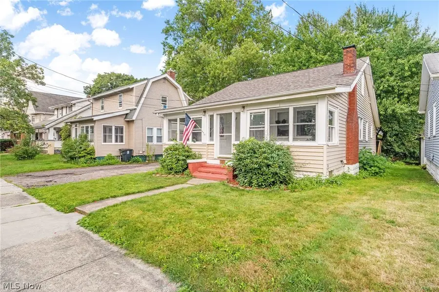 1228 Beardsley Street, Akron, OH 44301 - #3