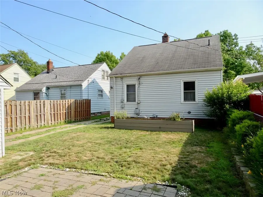 1610 Mayview Avenue, Cleveland, OH 44109 - #3