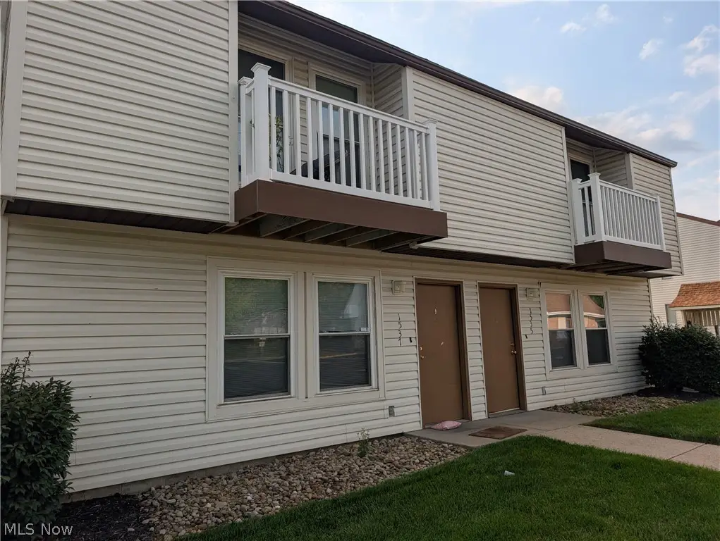 1537 Whitehall Boulevard, Kent, OH 44240 - #1