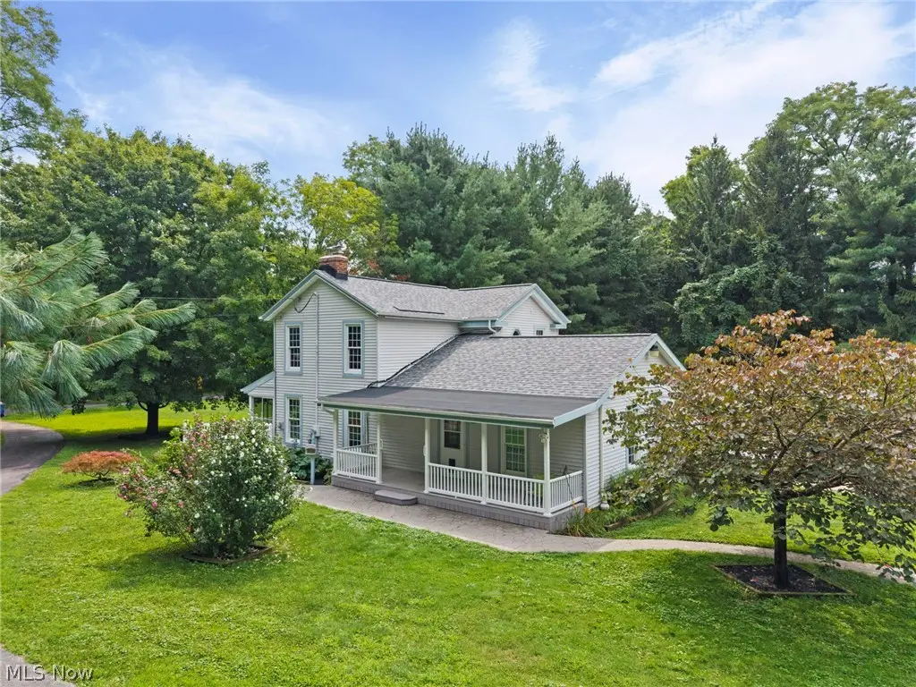10689 Vaughn Road, Mantua, OH 44255 - #1