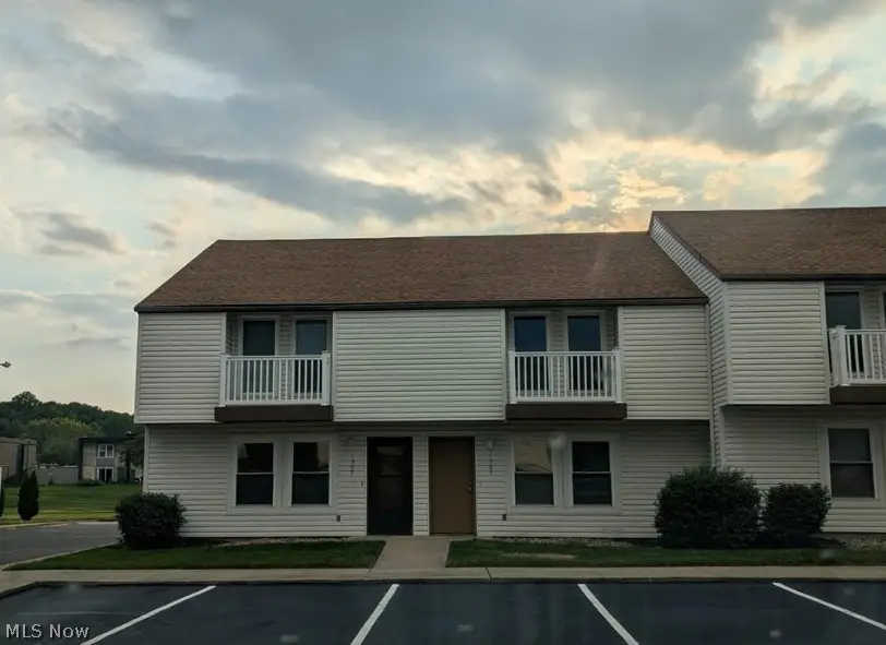 1565 Whitehall Boulevard, Kent, OH 44240 - #2