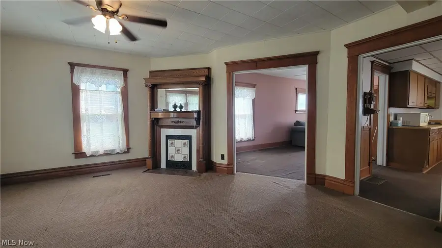 304 Oakwood Avenue, Marietta, OH 45750 - #3