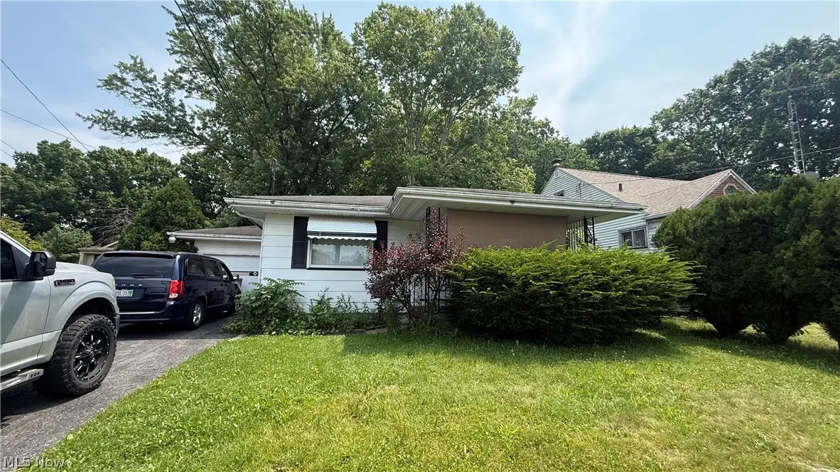 3011 Shirley Road, Youngstown, OH 44502 - #1