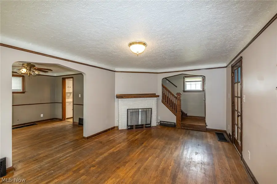 4432 W 58th, Cleveland, OH 44144 - #3
