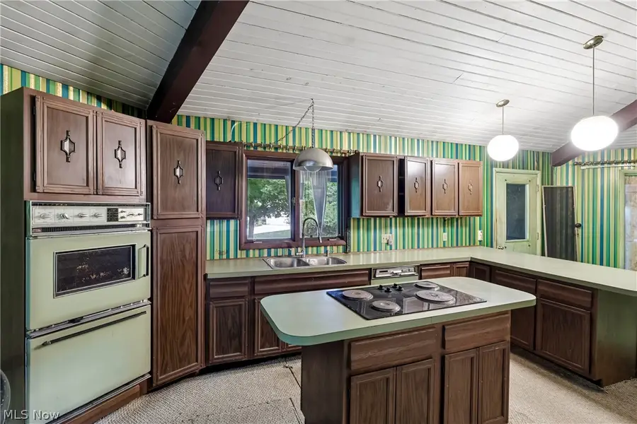 9550 Olde 8 Road, Northfield, OH 44067 - #2
