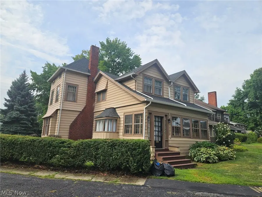 24 Villa Beach, Cleveland, OH 44110 - #2