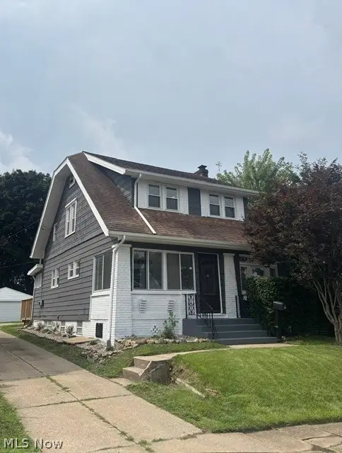366 Palm Avenue, Akron, OH 44301