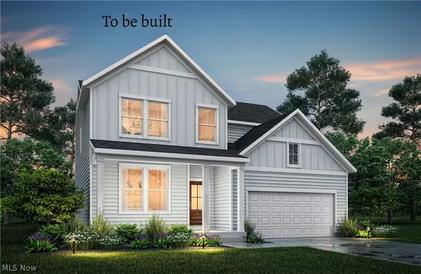 821 Colesbourne Circle, Green, OH 44685