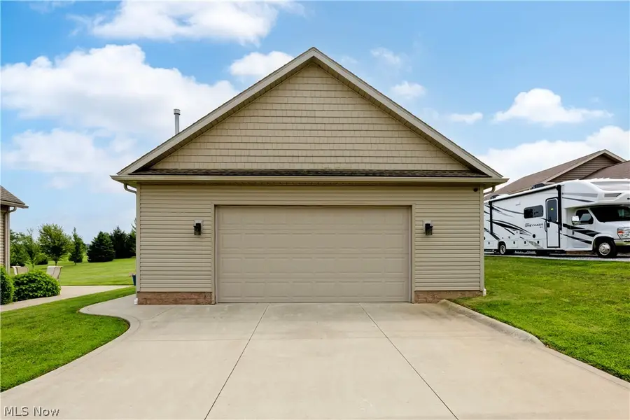 212 Cardington Lane, Burbank, OH 44214 - #3
