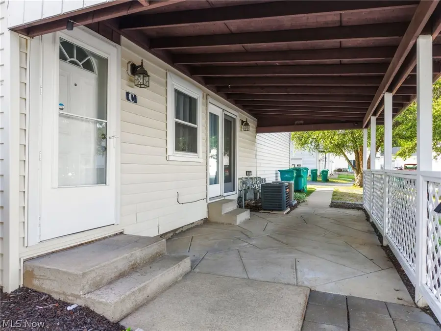 2547 Royal County Down #C, Uniontown, OH 44685 - #2