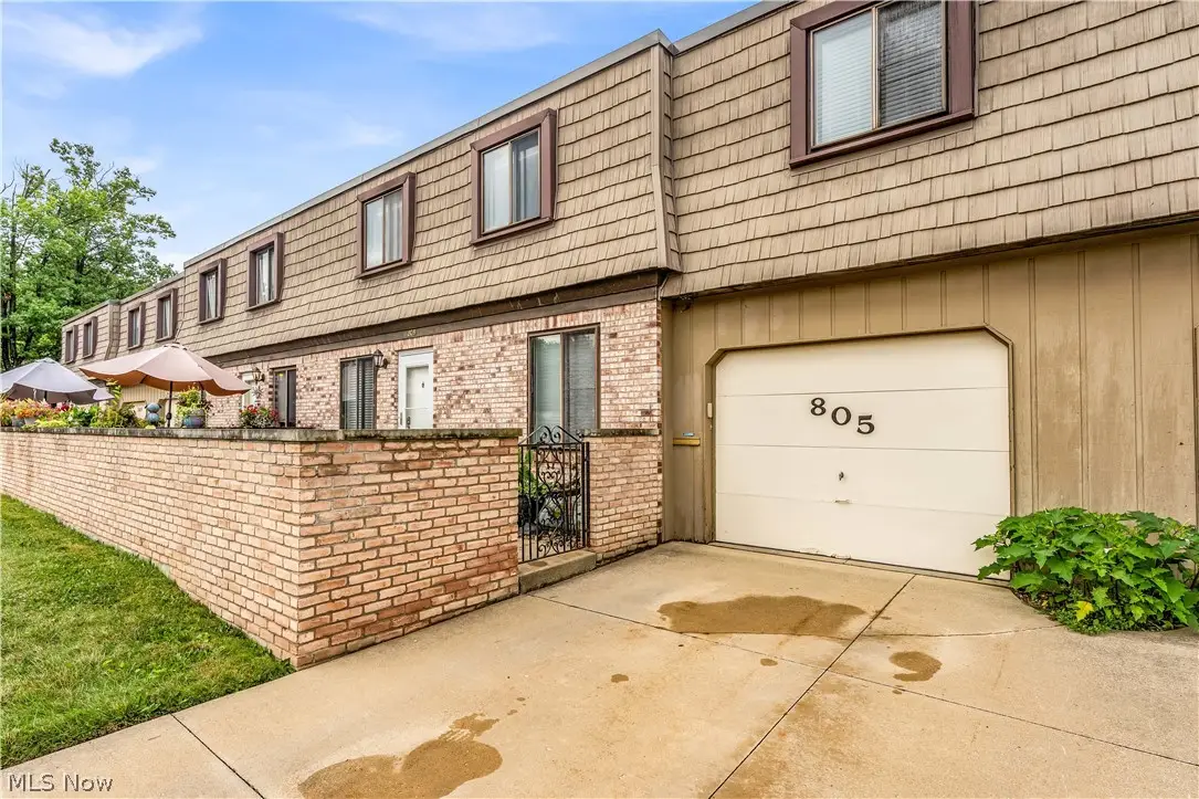 805 Tollis Parkway, Broadview Heights, OH 44147 - #1