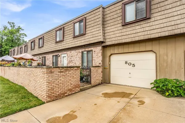 805 Tollis Parkway, Broadview Heights, OH 44147