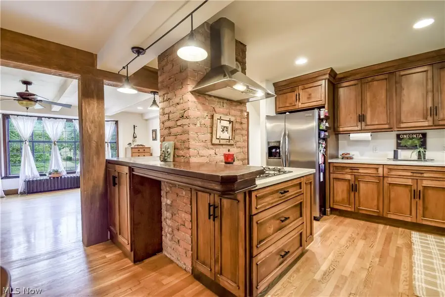 2235 Delaware Drive, Cleveland Heights, OH 44106 - #2