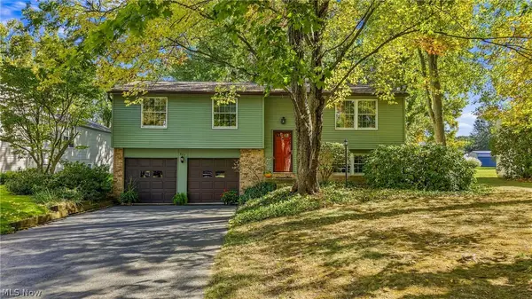 527 Laurelwood Se Drive, Howland, OH 44484