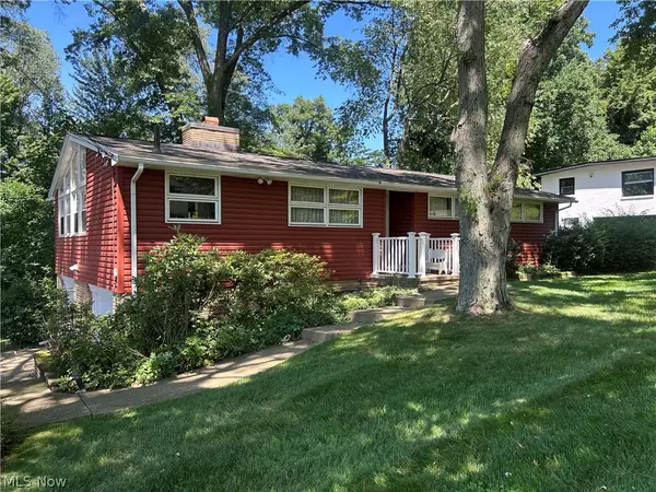 2305 Helena Nw Avenue, Massillon, OH 44646