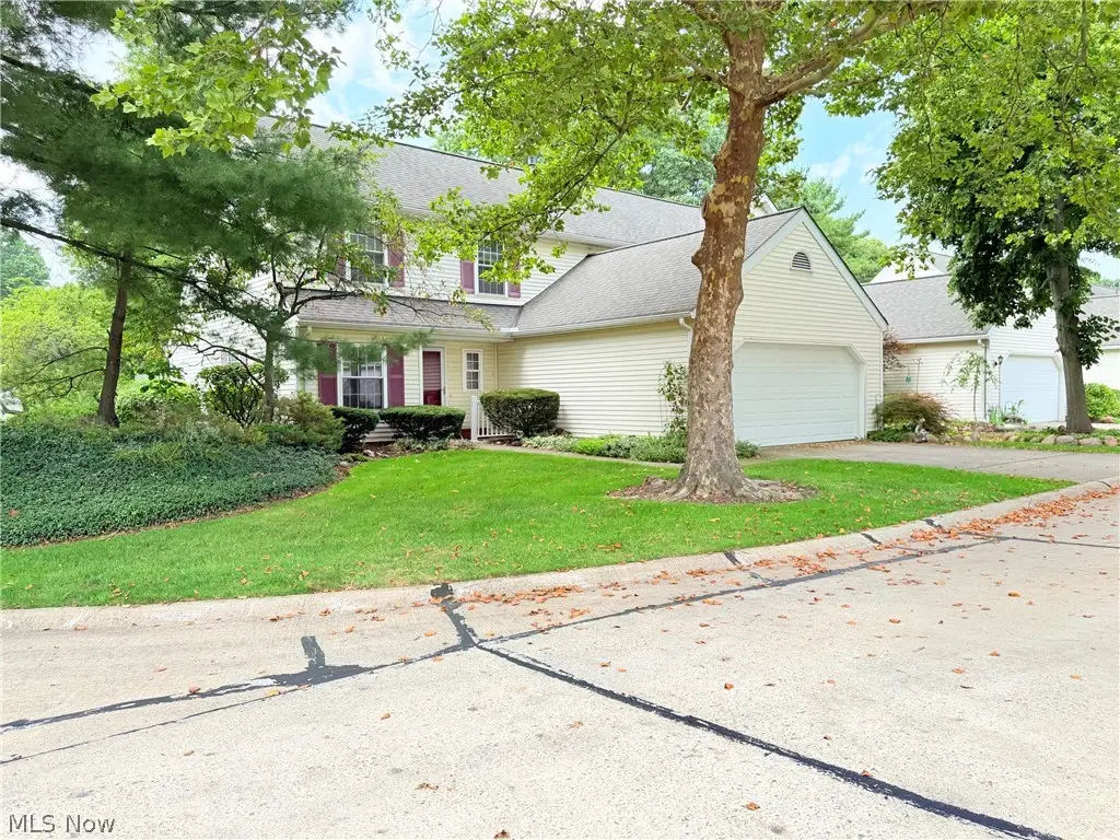 5830 Ridgeview Lane, Willoughby, OH 44094 - #1