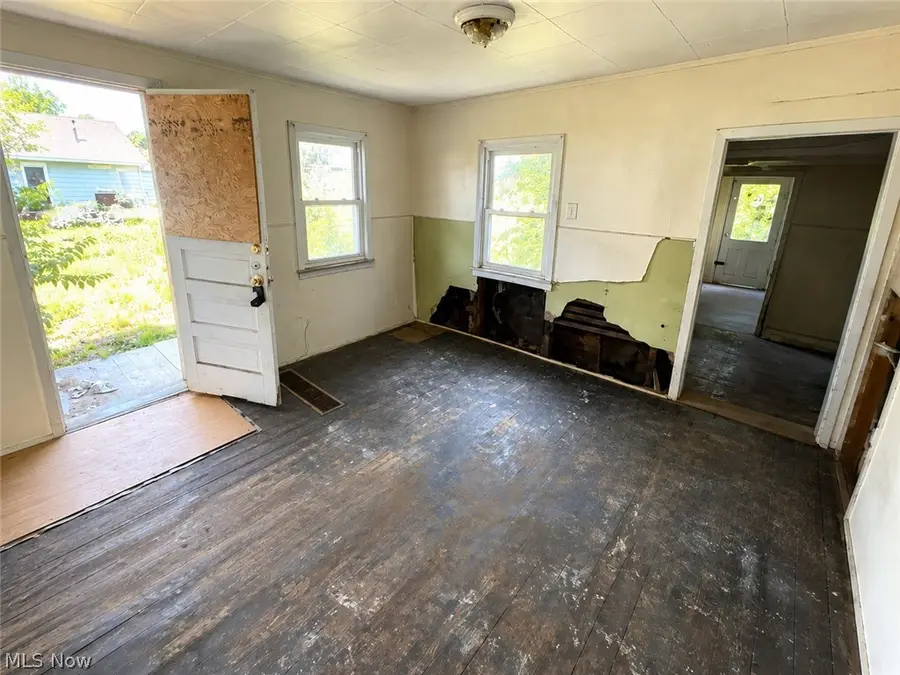 1902 Rowley Avenue, Cleveland, OH 44109 - #3