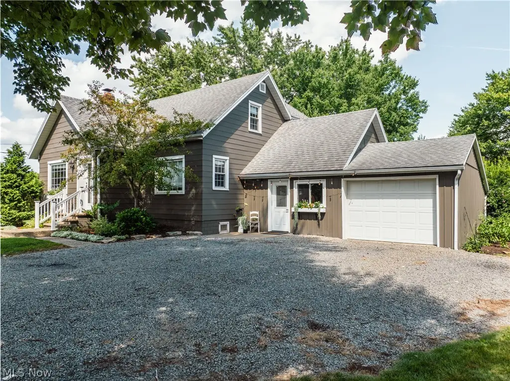 347 Bahlor St Sw, Sugarcreek, OH 44681 - #1