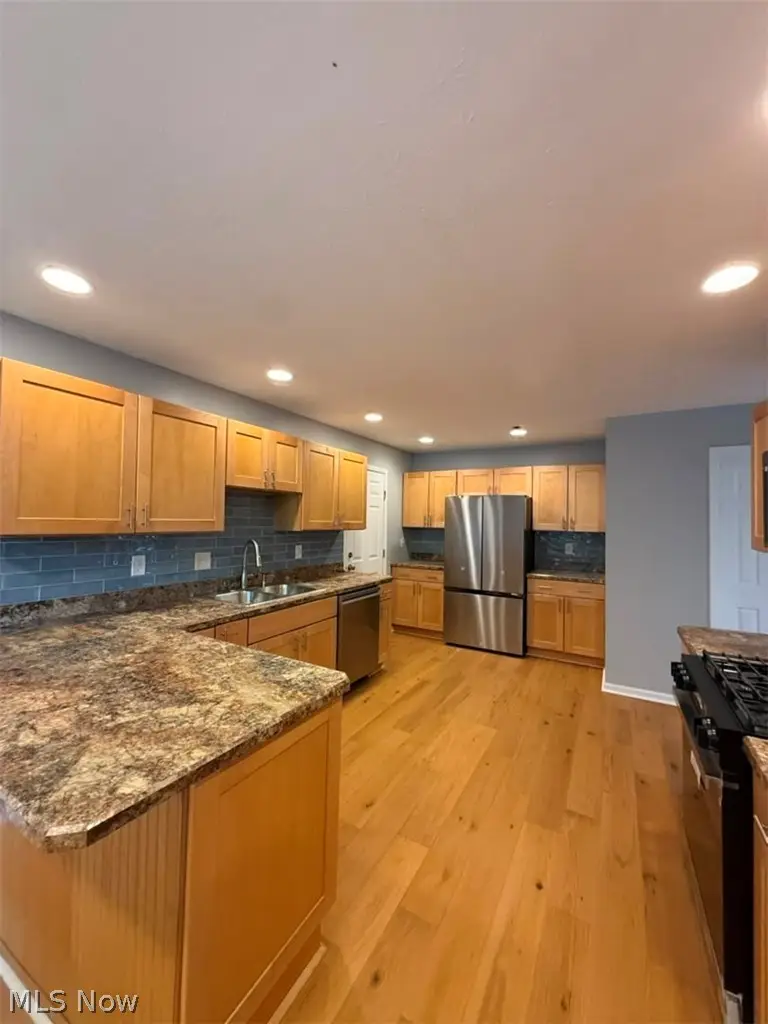 118 Locust Street, Oberlin, OH 44074 - #2